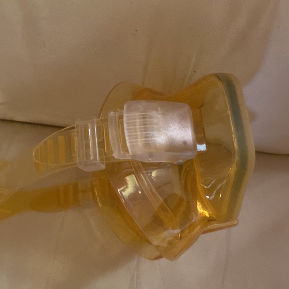 U.S Divers Snorkel Set - Picture 5 of 11